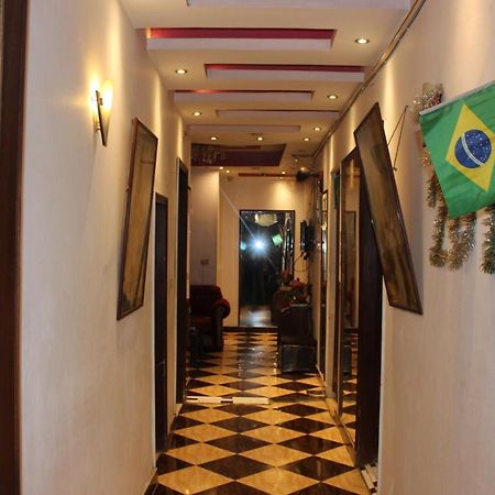 Family Palace Hostel Cairo Exterior photo